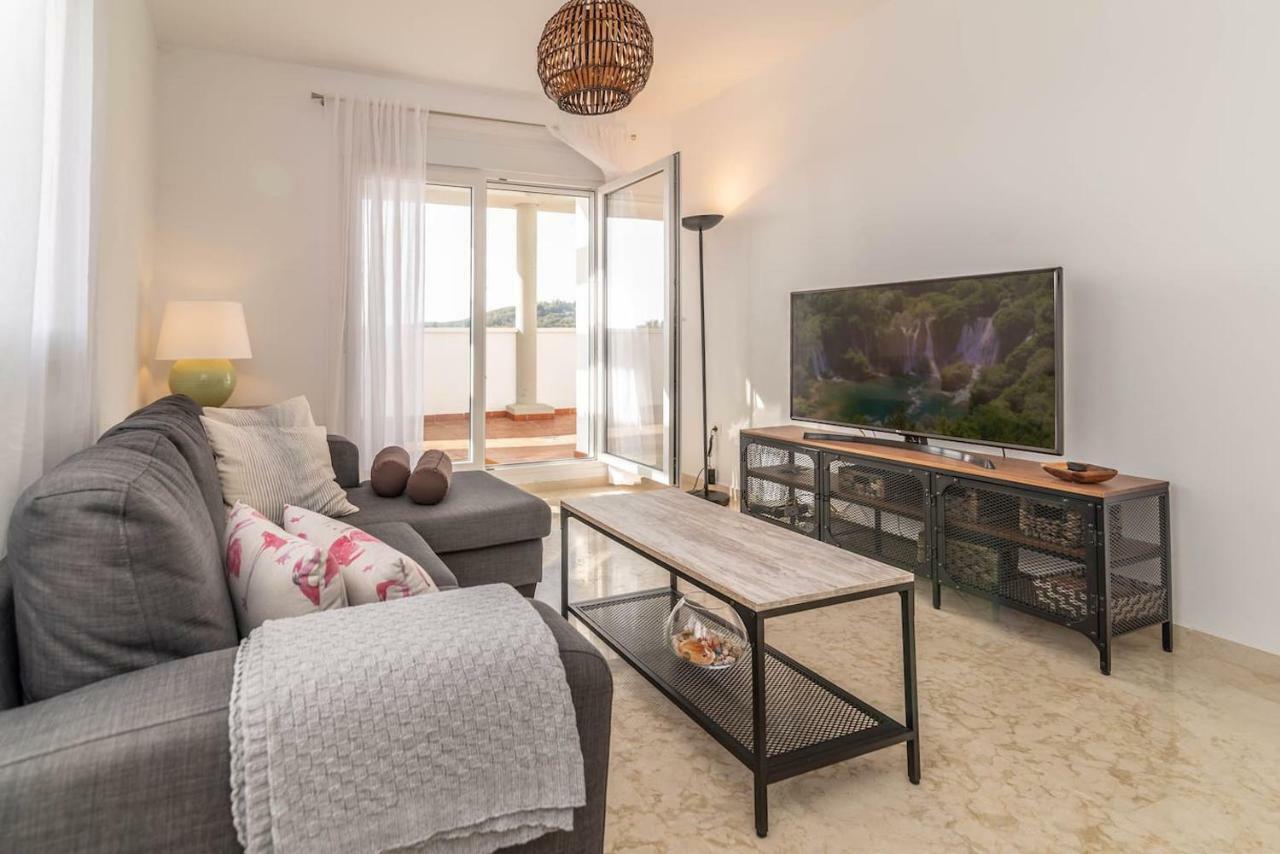 Recently Decorated 2Bdr Penthouse In Fuengirola Apartment ภายนอก รูปภาพ